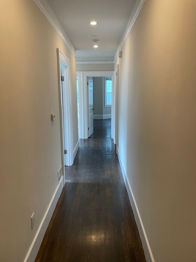 Photo - Outside Leasing - SF Apartment