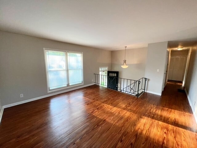 Building Photo - 3624 N Mitchner Ave
