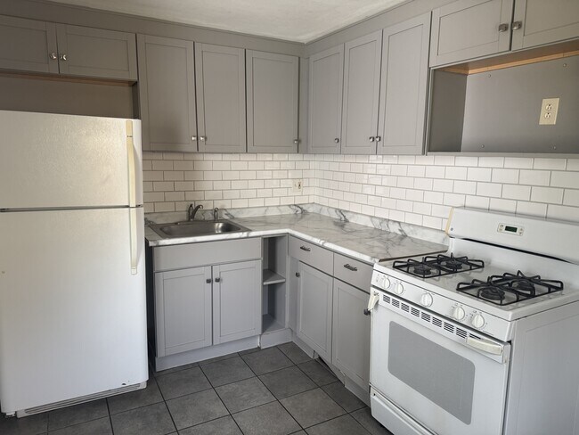 Foto del edificio - 2223 Carney Ave