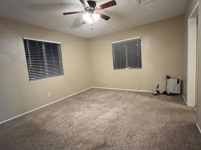 Foto del edificio - 4154 159th St