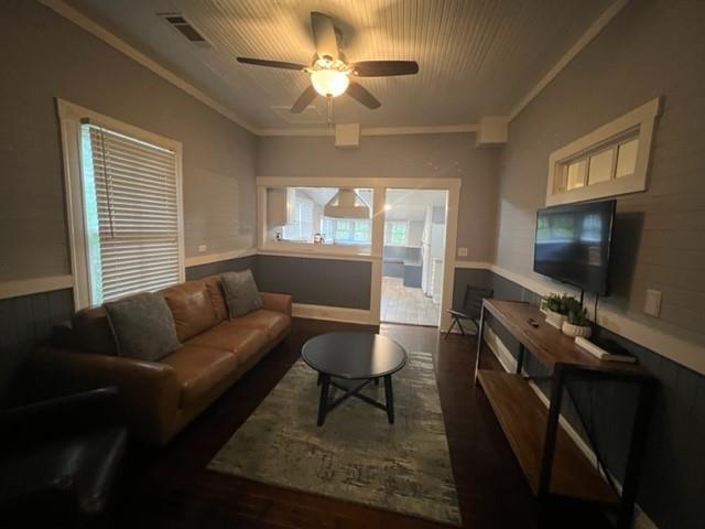 Building Photo - 1928 Meador Way SE