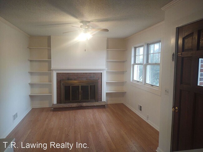 Building Photo - 3 br, 1 bath House - 950 Phillips Road