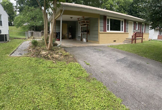 Foto del edificio - 2911 Davis St SE