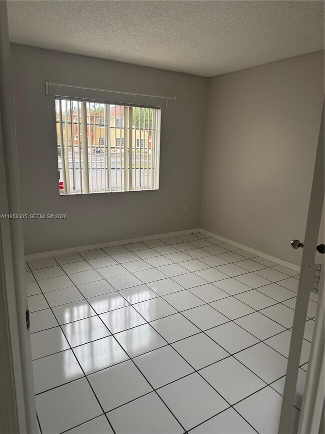 Foto del edificio - 15421 SW 133rd Pl