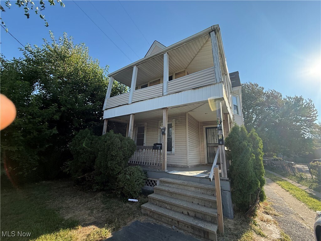 1355 Addison Rd Cleveland, OH 44103 – photo 1