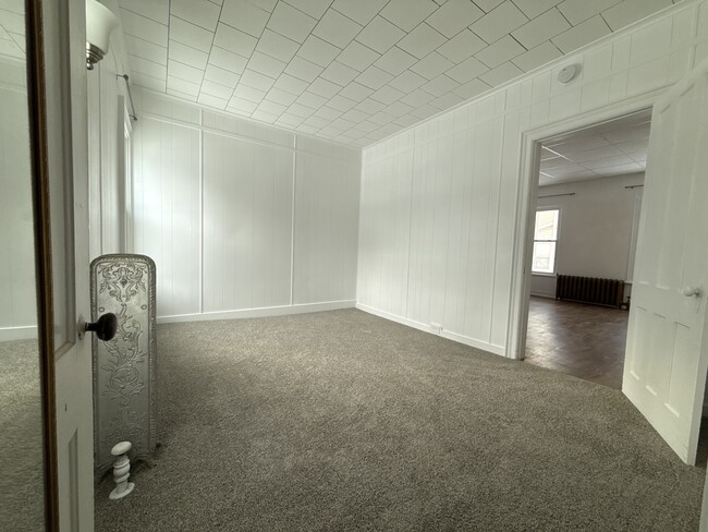 Building Photo - 6 Foote St