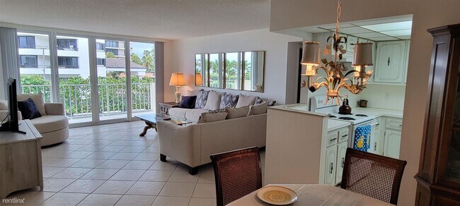 Foto del edificio - 2 br, 2 bath House - 630 Ocean Dr Apt 214