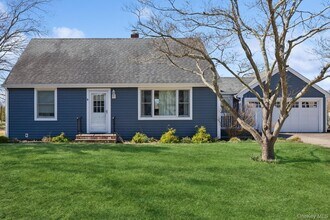 Building Photo - 1110 Gillette Dr