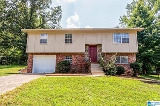 Building Photo - 4021 Debby Dr