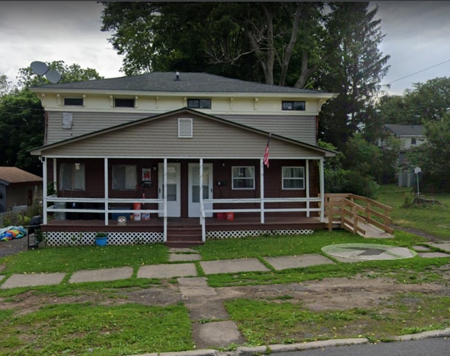 Building Photo - 11 N 4th St