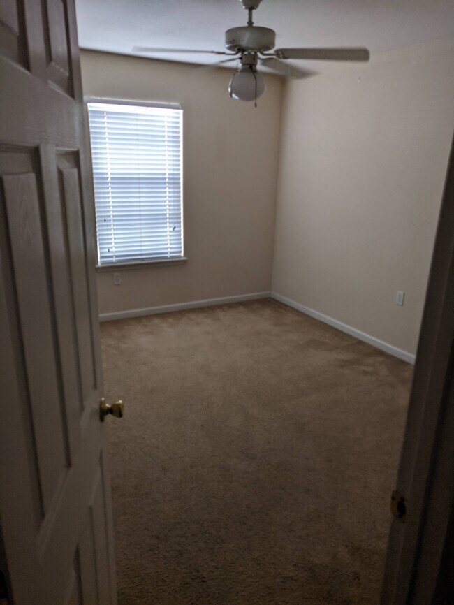 Foto del edificio - 2738 W Tharpe St