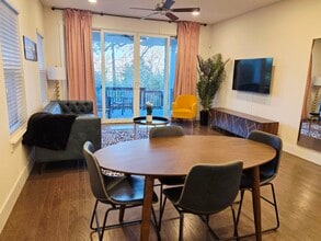 Building Photo - 441 Natalen Ave