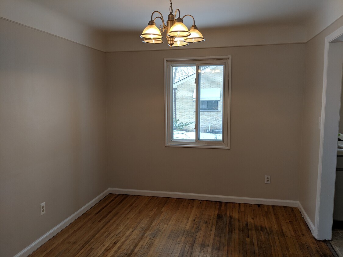 Dinning Room - 21161 Kipling St