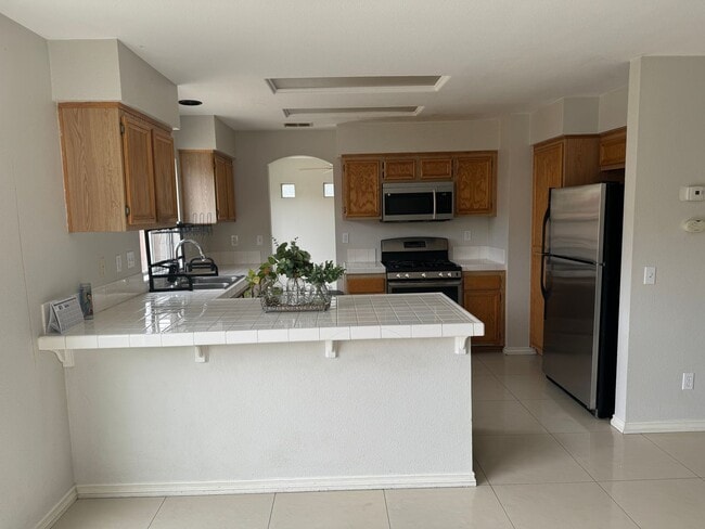Building Photo - 3215 Glancy Dr