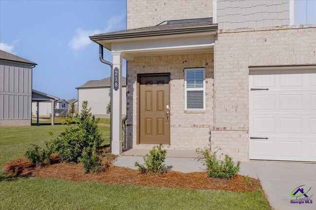 Foto del edificio - 218 Hickory Rdg Trl