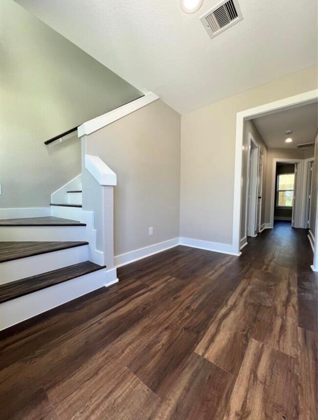 Foto del edificio - 14706 O Hara Dr