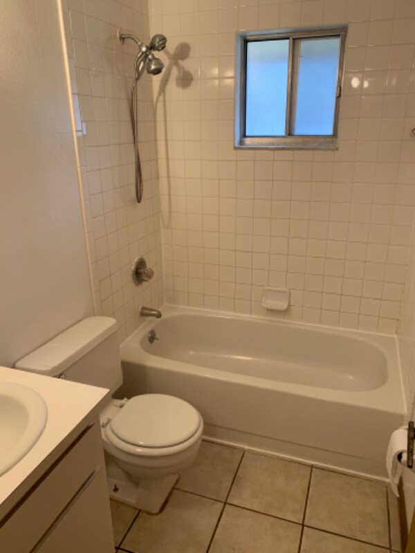 Building Photo - 155 S Rossiter St