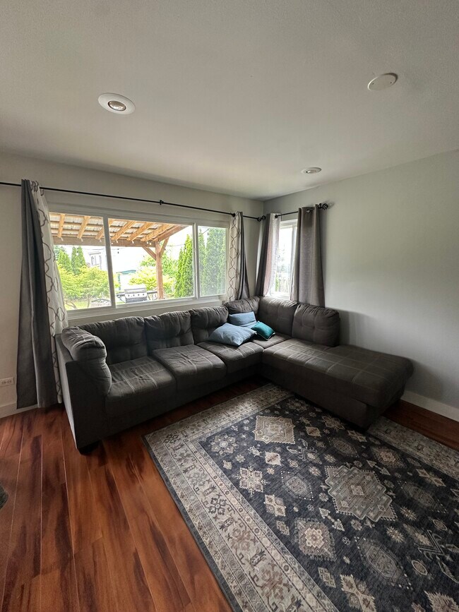 Foto del edificio - 3110 Meadowsedge Ln