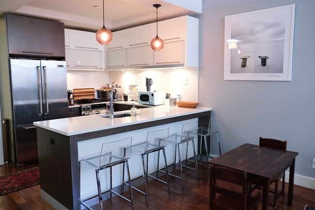 Foto del edificio - 214 N 11th St