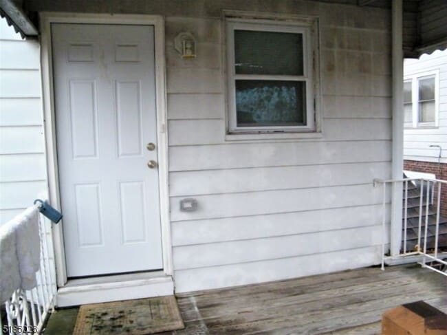 Building Photo - 1352 Camden Ct