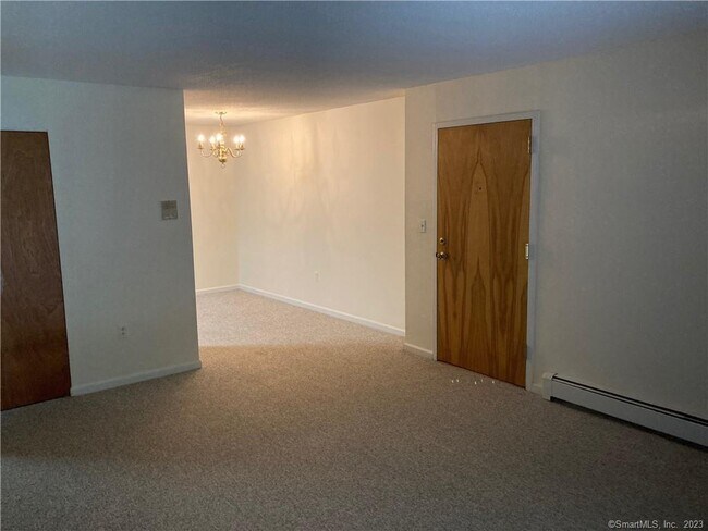 Building Photo - 64 Oxbow Dr