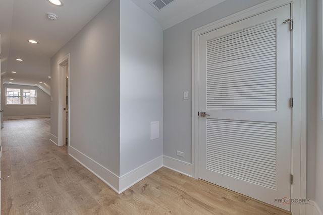 Building Photo - 3 bedroom in Chicago IL 60647
