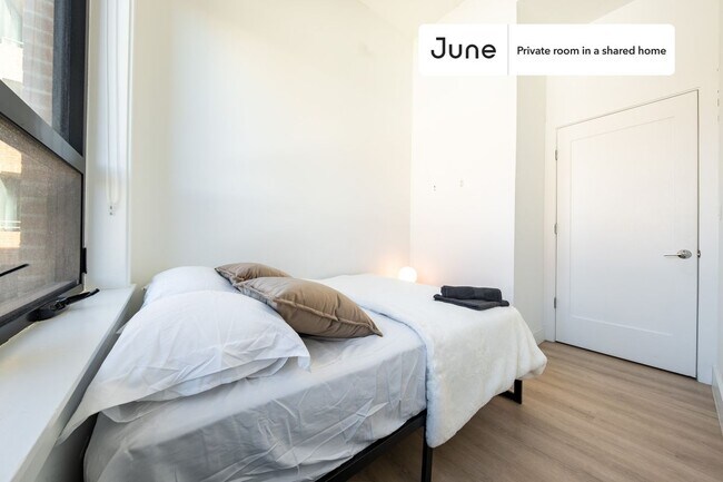Foto del edificio - Room in Shared 4 bed/2 bath home