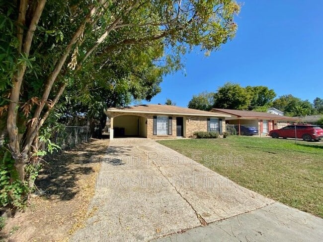 Building Photo - 217 N Emerald Loop