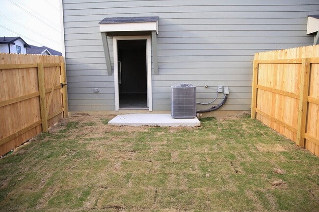 Foto del edificio - 7239 Converse Ridge Ln