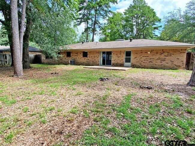 Building Photo - 8207 Clemson Dr