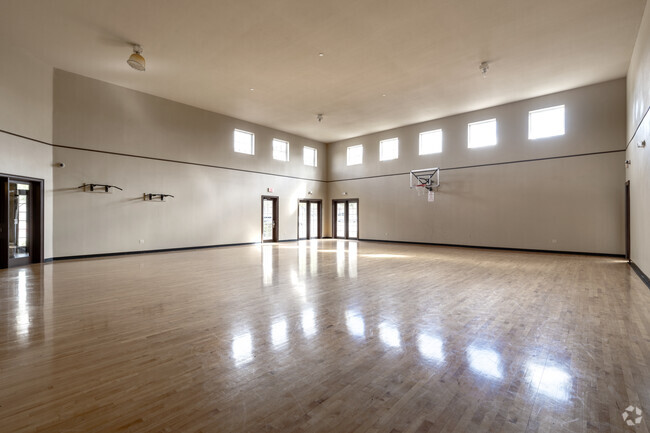 Basketball Court - Oxford at Tech Ridge