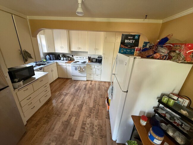 Foto del edificio - 7 bedroom 3.5 bath Game Room