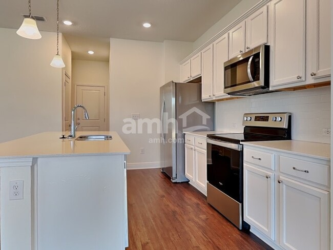 Building Photo - 20224 Calla Lily Dr