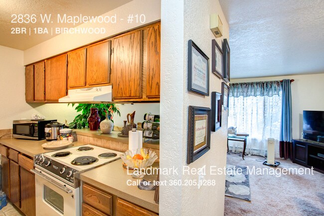 Foto del edificio - 2836 W Maplewood Ave