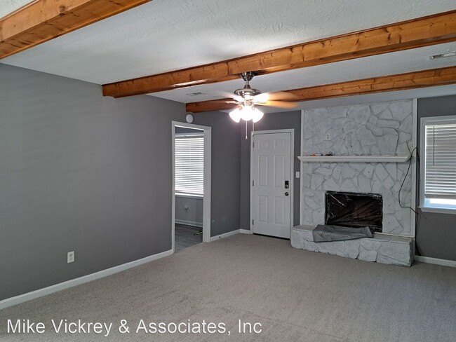 Building Photo - 3 br, 2.5 bath House - 2813 Butler Manor Dr