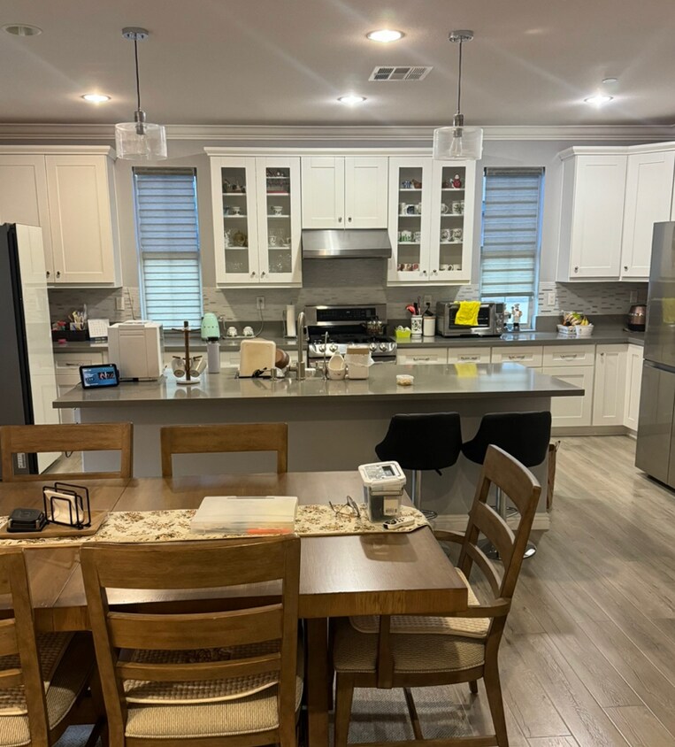 Foto del edificio - 1390 W Orange Blossom Way