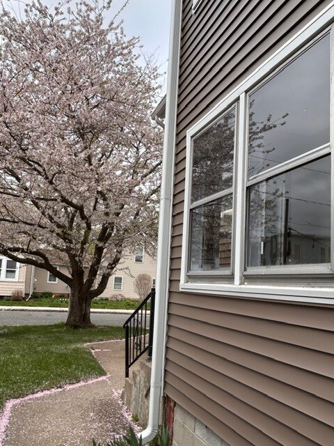 Foto del edificio - 4 Princeton Ave