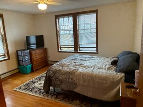 Building Photo - 38 Bowdoin St