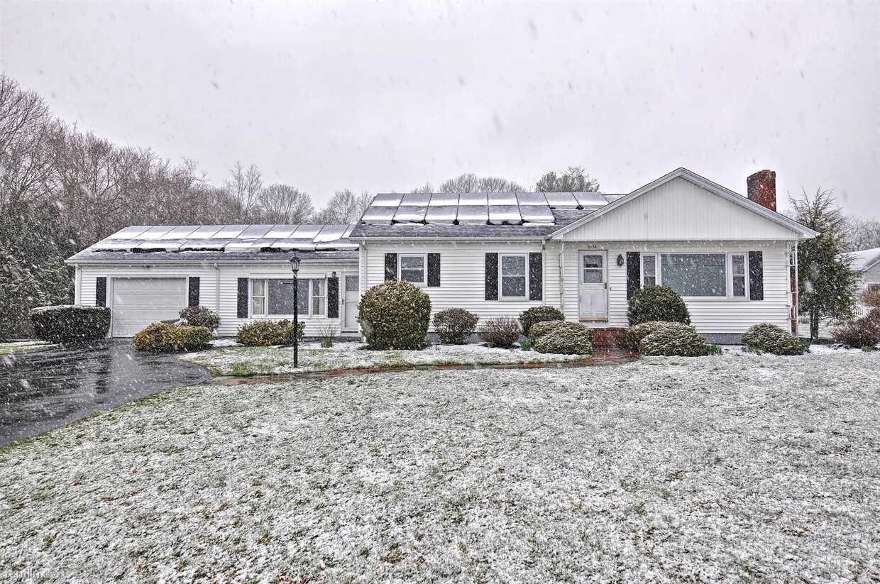 Foto principal - 2 br, 1.5 bath House - 2532 Pleasant St
