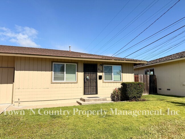 Foto del edificio - 818-820 University Ave.