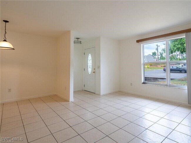 Foto del edificio - 1228 SE 24th Ave