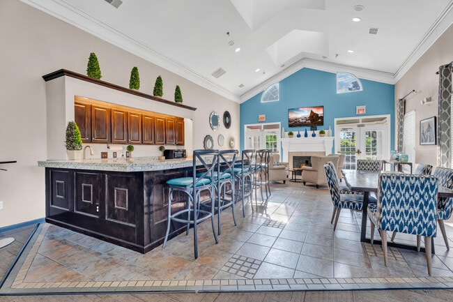 Building Photo - The Graham