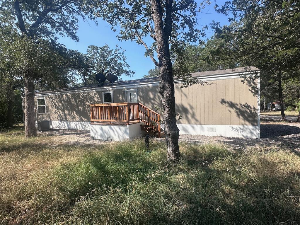 Foto principal - 302 Lone Star Rd