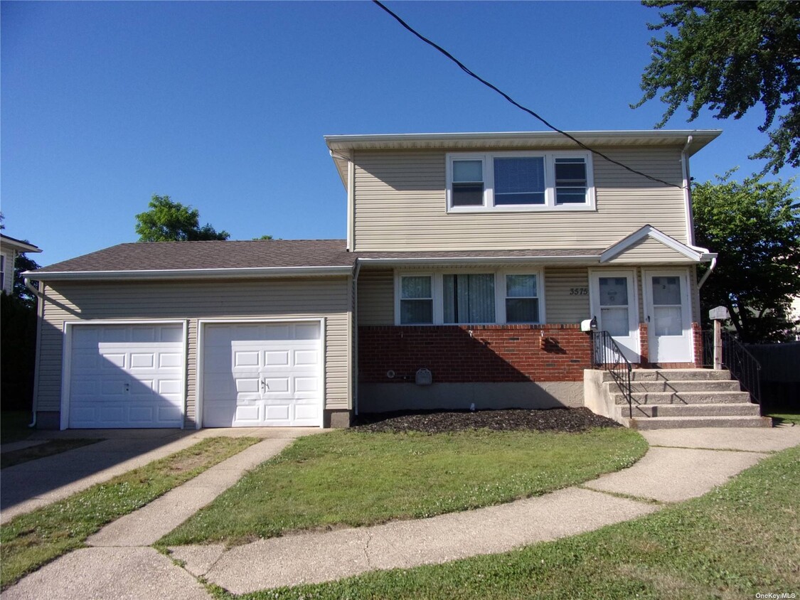 Primary Photo - 3575 Hunt Rd