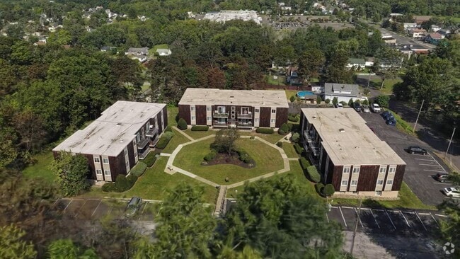  - Brafferton Square Apartments