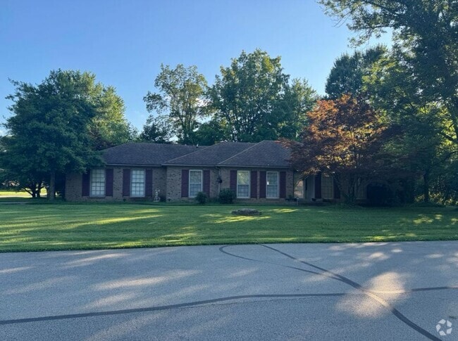 Building Photo - 3200 Brownsboro Vista Dr