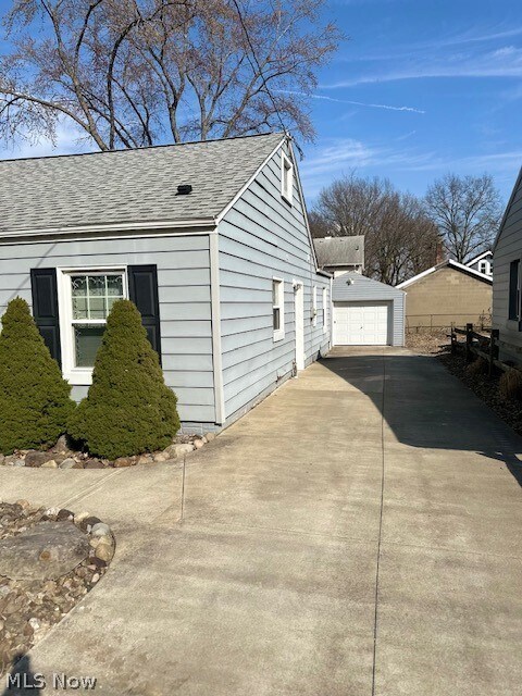 Foto del edificio - 799 Phoenix Ave