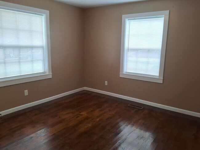 Foto del edificio - Clinton 37716 - Cute updated cottage with ...