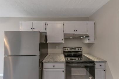 Foto del edificio - 8541 Westchester Dr