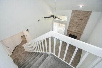 Building Photo - 8803 Vinkins Rd